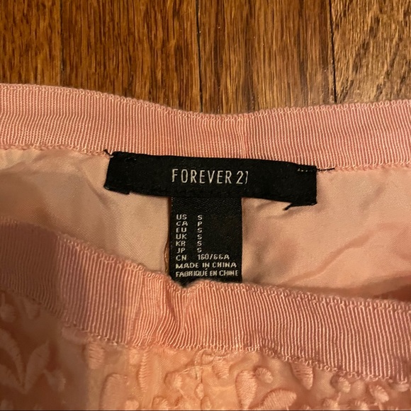 Forever21 Lace Shorts - Picture 2 of 3